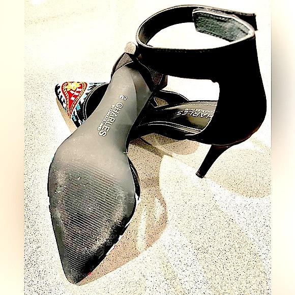 CHARLES BY CHARLES DAVID Pointer Pump Size 8 Color-BlackEmbroidered/Mesh 💕 - Picture 9 of 14